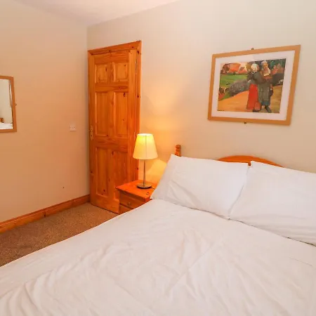 5 Leisure Village Sneem